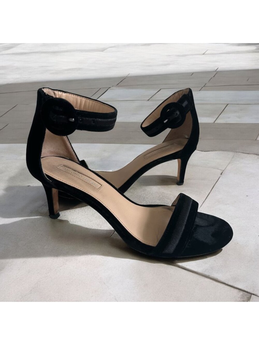 ANTONIO MELANI Black Velvet Ankle Strap Kitten Heels Sandals Size 6